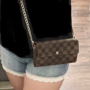 Authentic Louis Vuitton Long Wallet Brown Damier